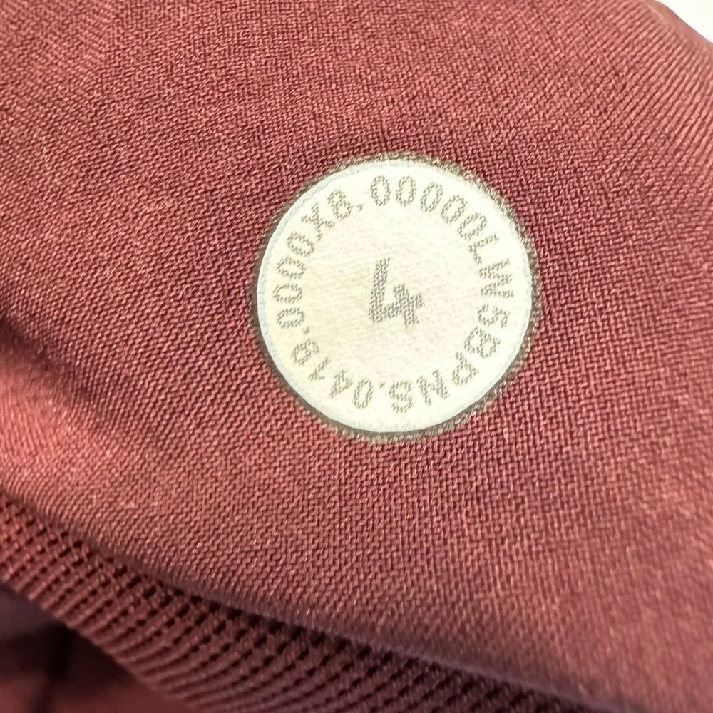 Lululemon On the Fly 7/8 Pants Dark Adobe Maroon Size 4 EUC